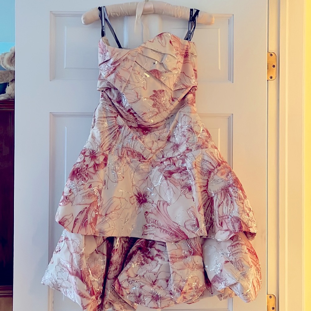 Monique Lhuillier mini cocktail pink floral dress
